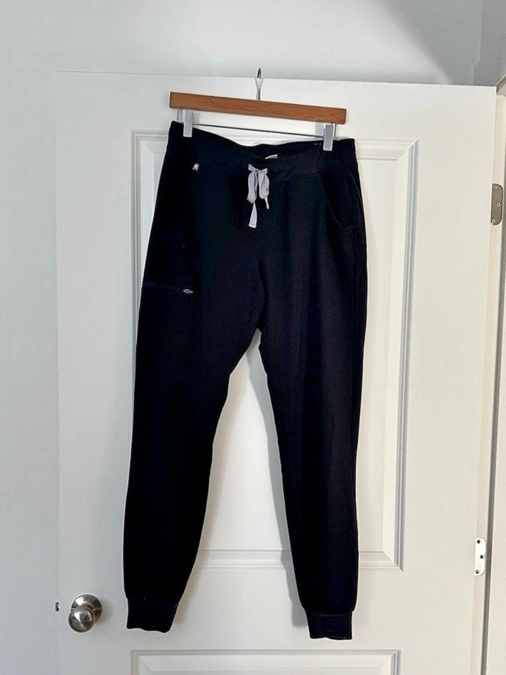 FIGS Zamora Jogger Scrub Pant Black size Medium/Tall